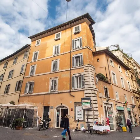 Campo De' Fiori Eleonorhouse * ローマ
